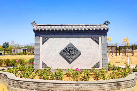 怀来中华永久陵园让祭扫变得轻松可行,实现了“距离不远、心意更近”