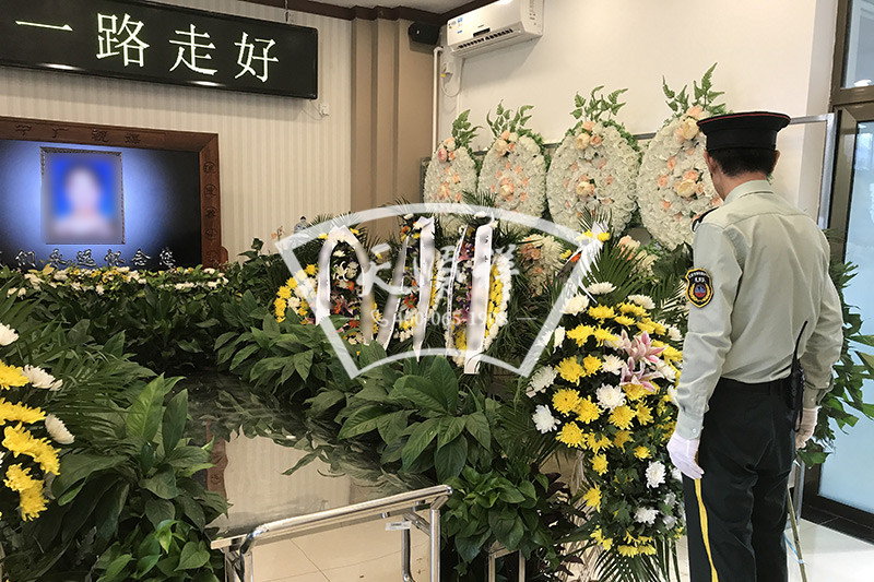 白事一条龙花艺摆放